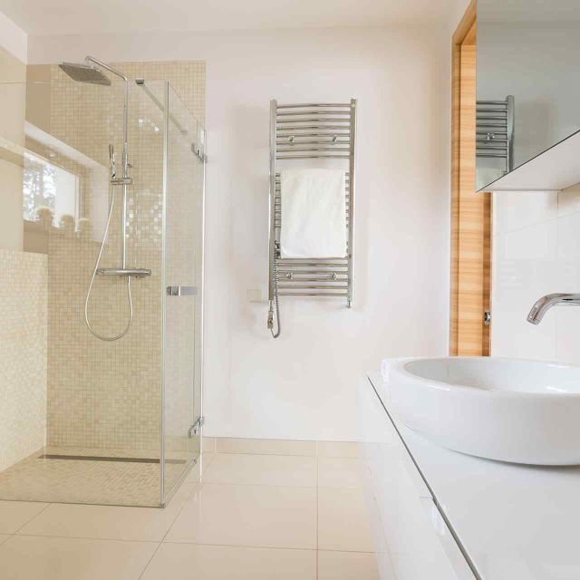 https://elkayplumbing.com.au/wp-content/uploads/2018/10/gallery_projects_20-640x640.jpg